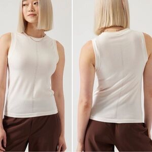 Athleta Ascent Seamless Tank LARGE Magnolia White Breathable High Neck Top NWT